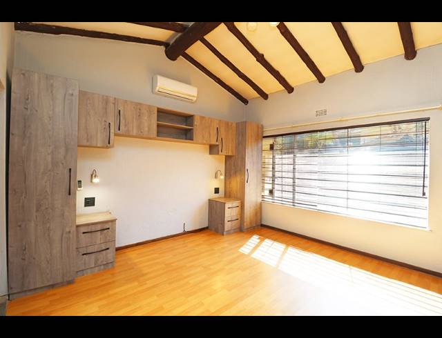4 BEDROOM HOUSE FOR SALE IN WELTEVREDEN PARK